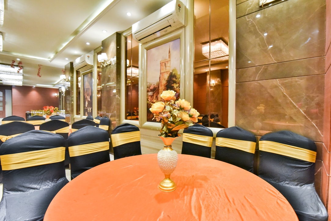 Hotel with restaurant in Amritsar